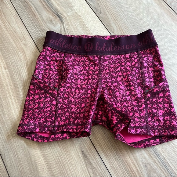 Lululemon What The Sport Short - Picture 2 of 9